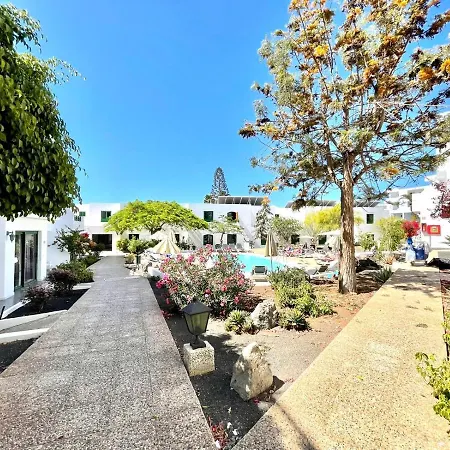 Apartameto De 2 Dormitorios, Wifi Y Piscina, A 4 Minutos A Pie De La Playa شقة *
