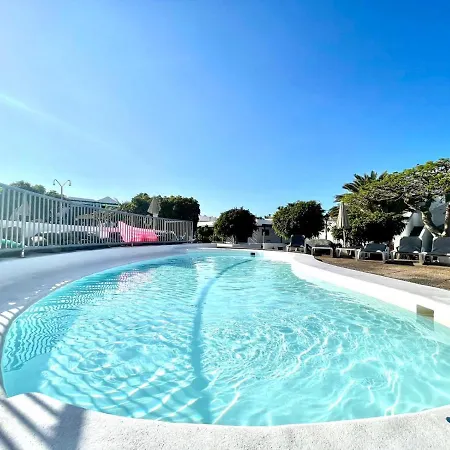 Apartameto De 2 Dormitorios, Wifi Y Piscina, A 4 Minutos A Pie De La Playa