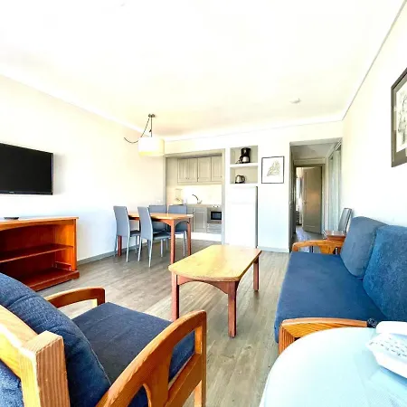 아파트 Apartameto De 2 Dormitorios, Wifi Y Piscina, A 4 Minutos A Pie De La Playa